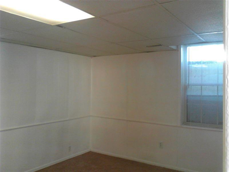 1940 West Genesee St - Photo 2 of 17