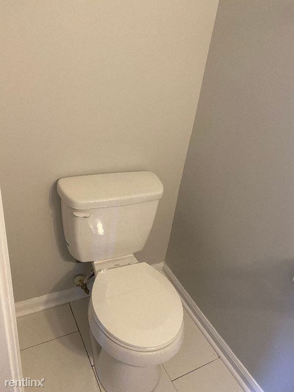 5640 5640 Ansley St 203 - Photo 3 of 16