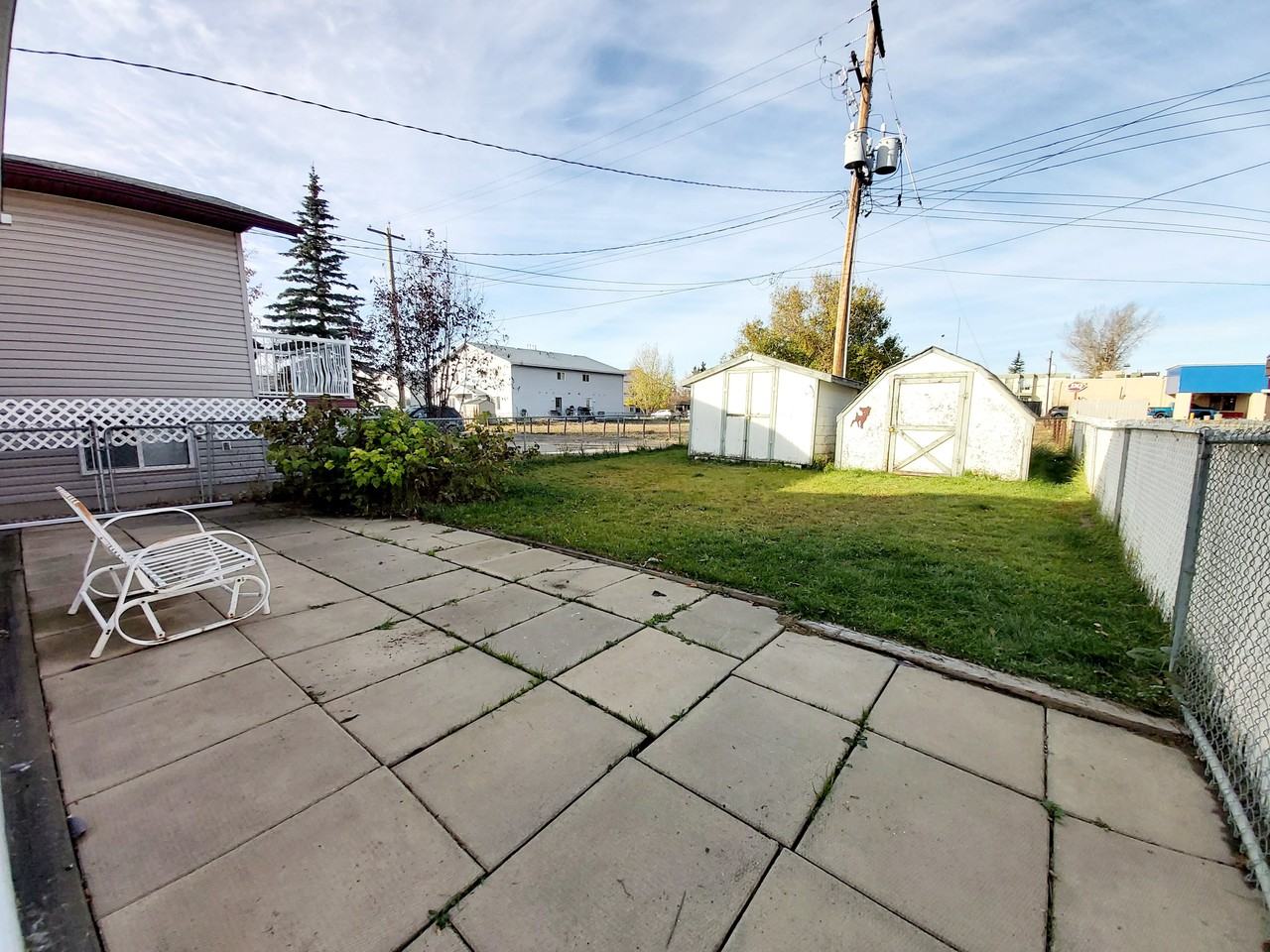 10012 104 Avenue - Photo 2 of 10