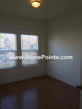 490 Summer Garden Way - Photo 2 of 10