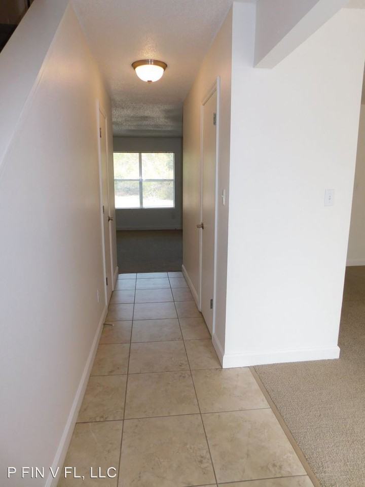 26 Arva Ct - Photo 3 of 16