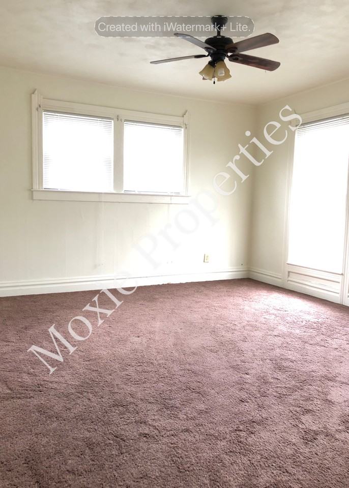 517 W Jefferson St - Photo 3 of 6