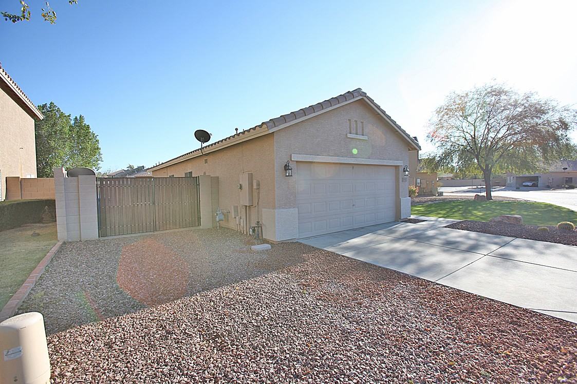 25411 N 41st Ave - Photo 3 of 27