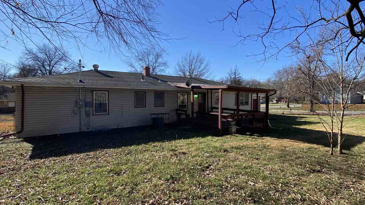 3104 E 53rd St - Photo 2 of 24