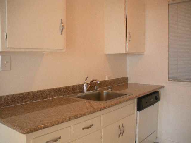 1222 Clayton Street - Photo 3 of 32