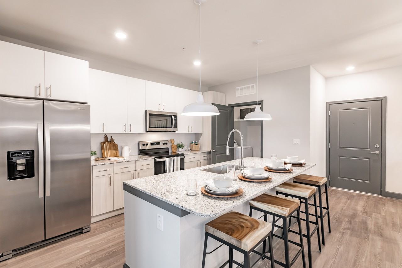 Harrison Apartments - Photo 3 of 18