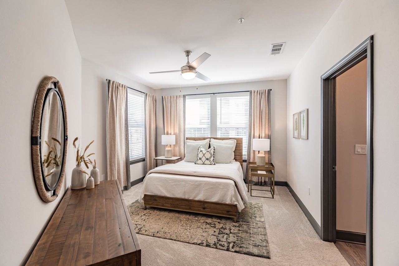 Harrison Apartments - Photo 6 of 18