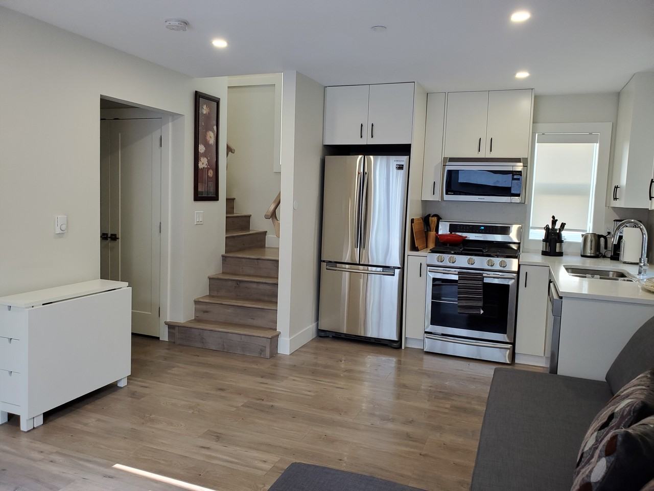 3221 East 52nd Avenue - Photo 2 of 14