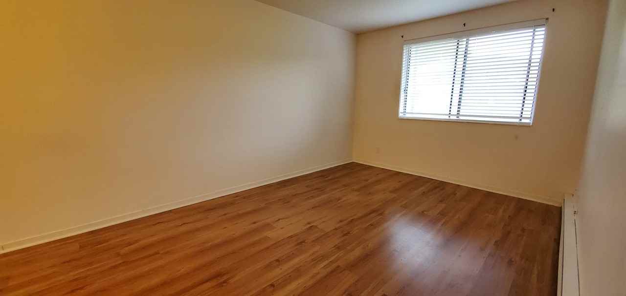 CHEMIN ST-LOUIS - Photo 2 of 12