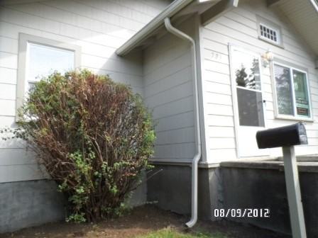 734 Pioneer Ave W - Photo 3 of 12