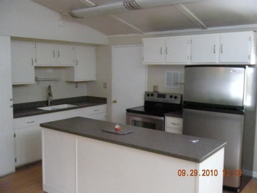 4089 Stillwater Ct - Photo 3 of 22