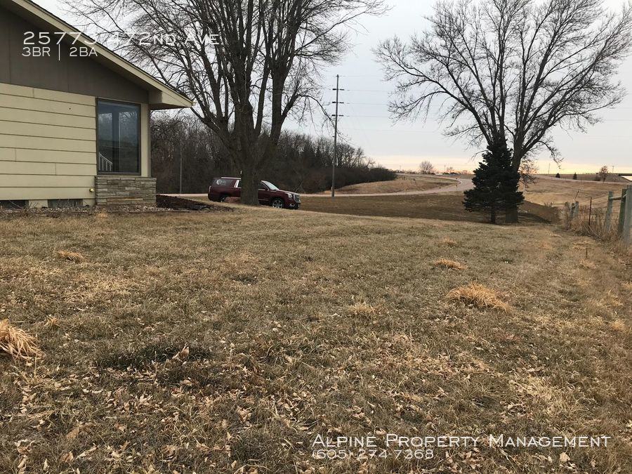 25773 472nd Ave - Photo 2 of 36