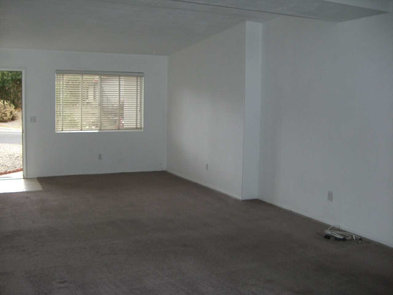 12675 Redbud Rd - Photo 3 of 7