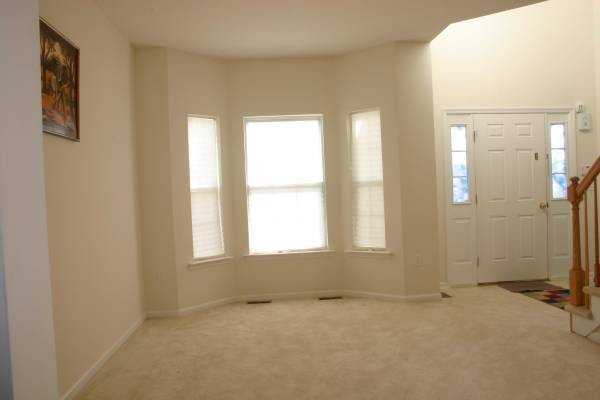 165 Forest Dr - Photo 3 of 7