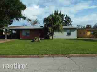 2700 Pepper Ave - Photo 3 of 9