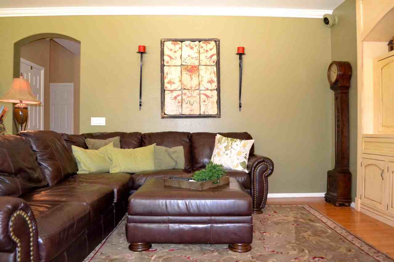 20702 S 184th Pl - Photo 3 of 16