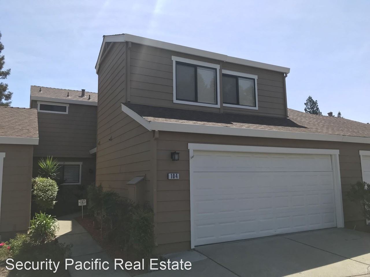 104 Coventry - Photo 2 of 35