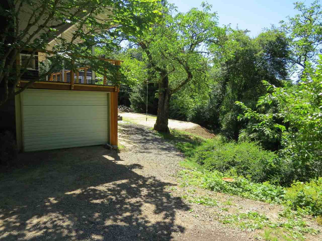 1304 Sw 58th Ave - Photo 3 of 32