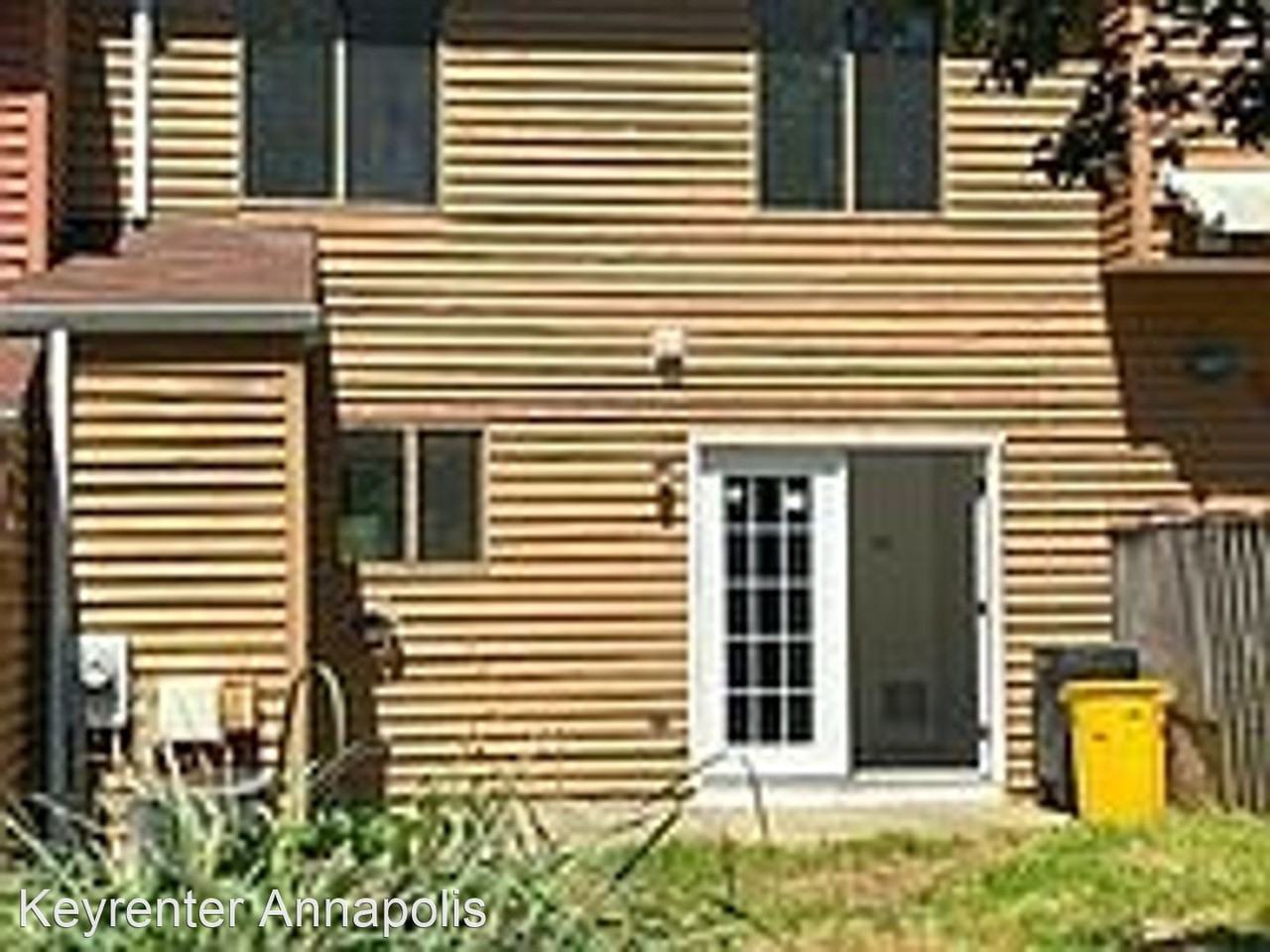 1018 Commanders Way N - Photo 2 of 17