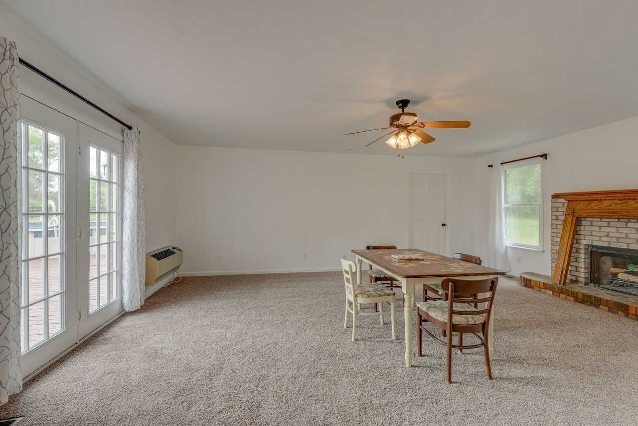 720 Jess Harris Rd - Photo 2 of 20