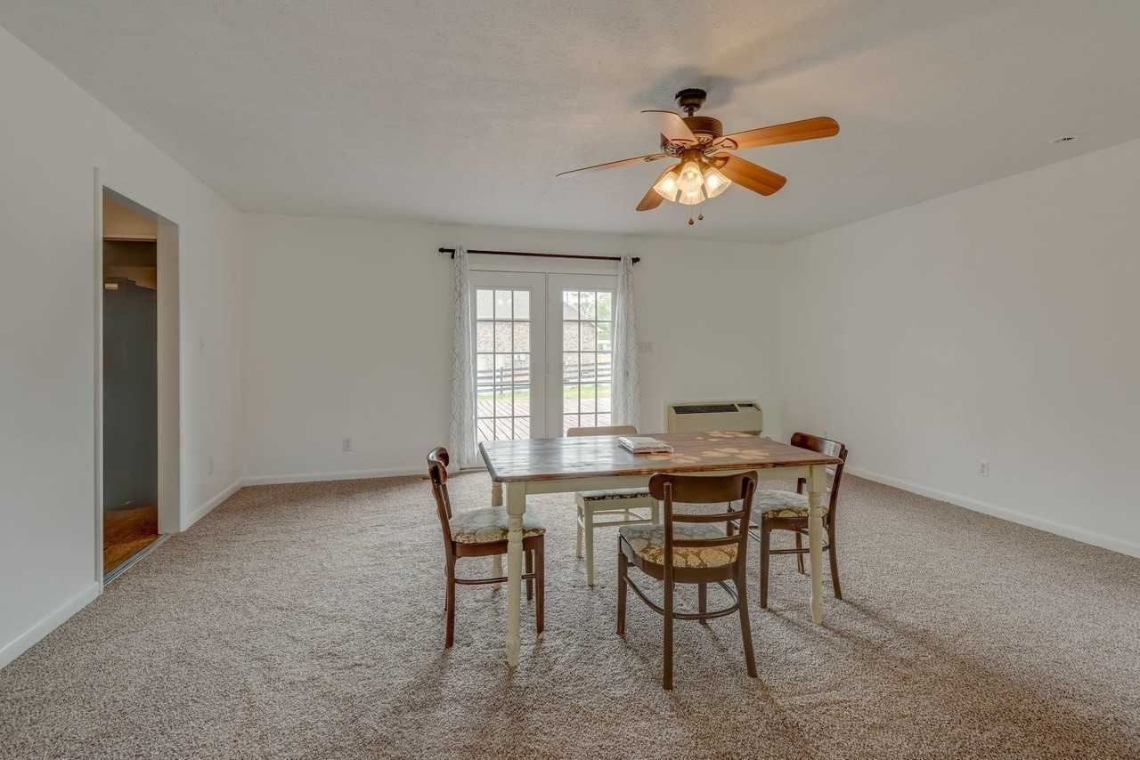 720 Jess Harris Rd - Photo 3 of 20