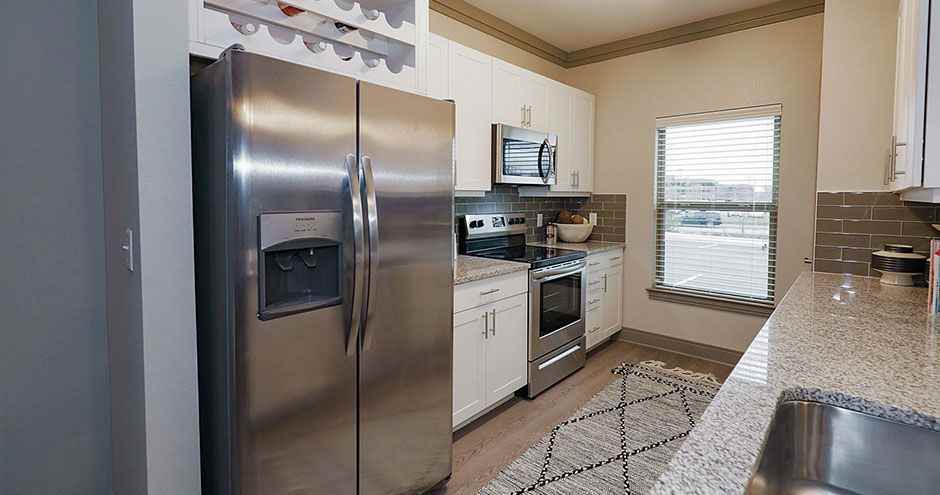 Cyan Southcreek - Photo 2 of 48