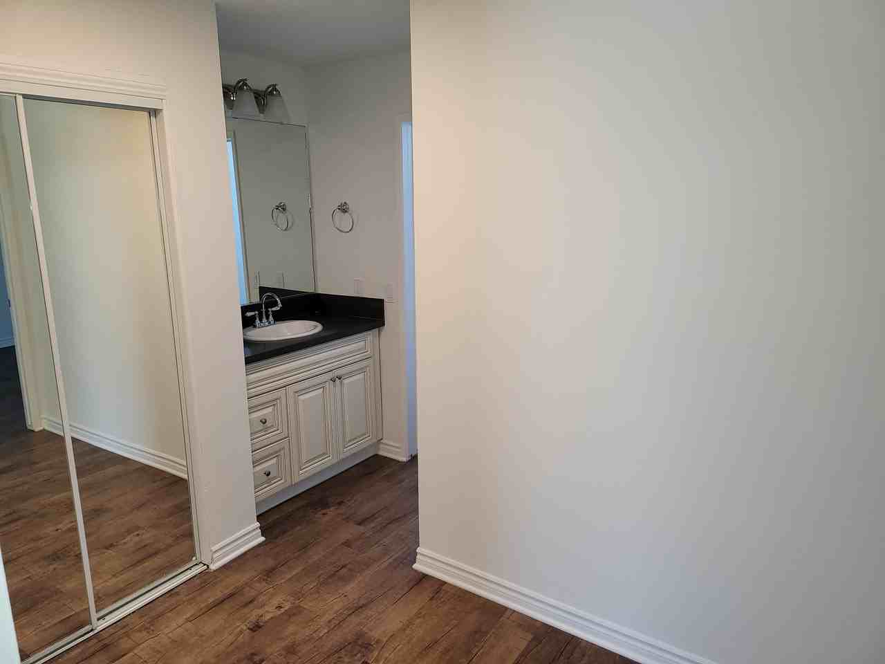 Briar Court - Photo 4 of 7