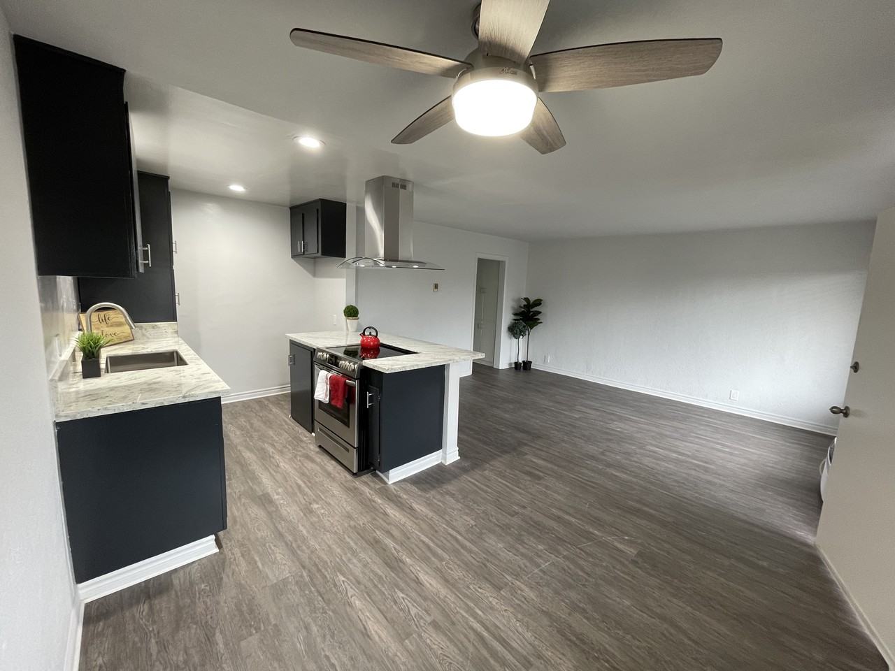 Villas East - Photo 2 of 9