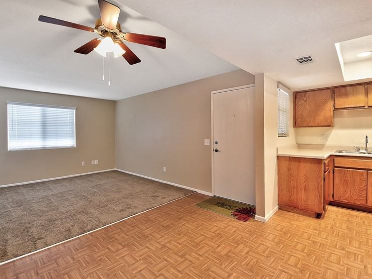 WINDWOOD - Photo 5 of 20