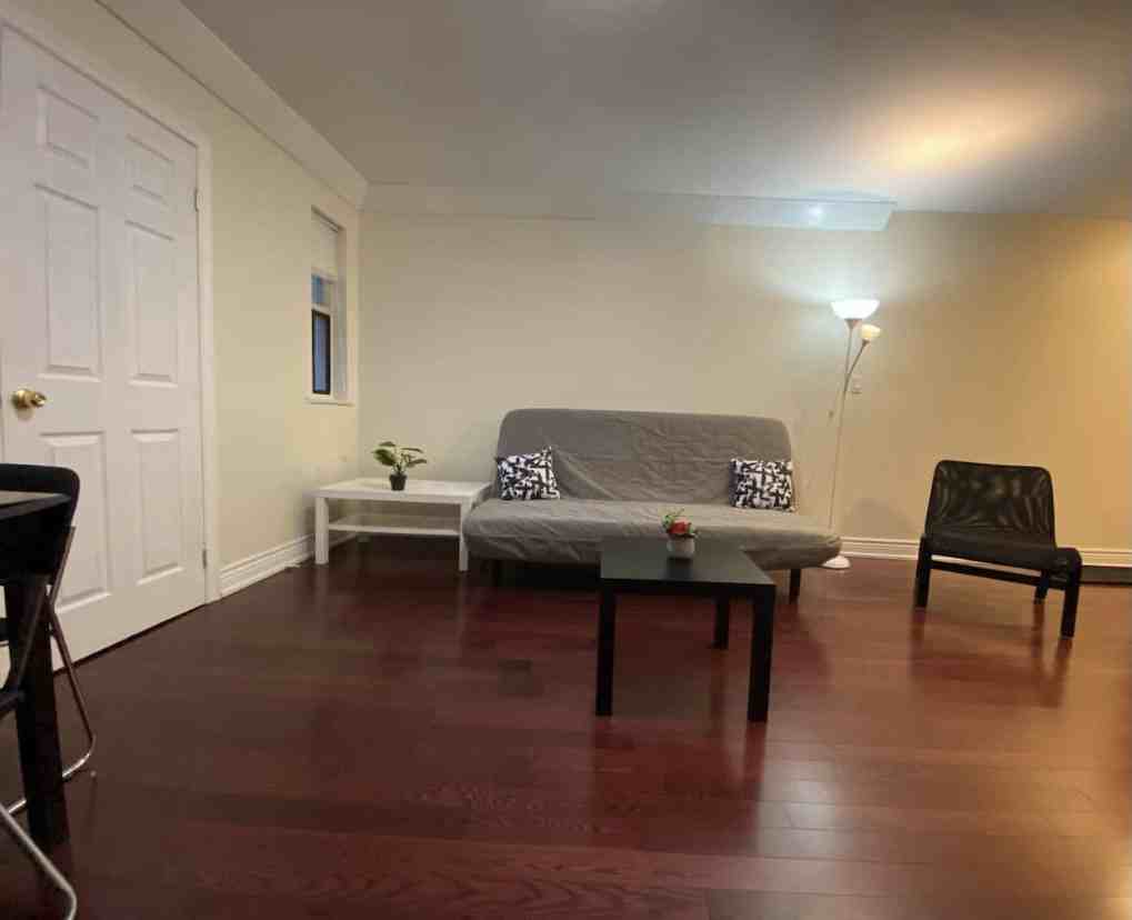 113 Vaughan Rd - Photo 2 of 19