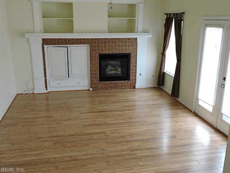 1713 Prospect Dr - Photo 3 of 14