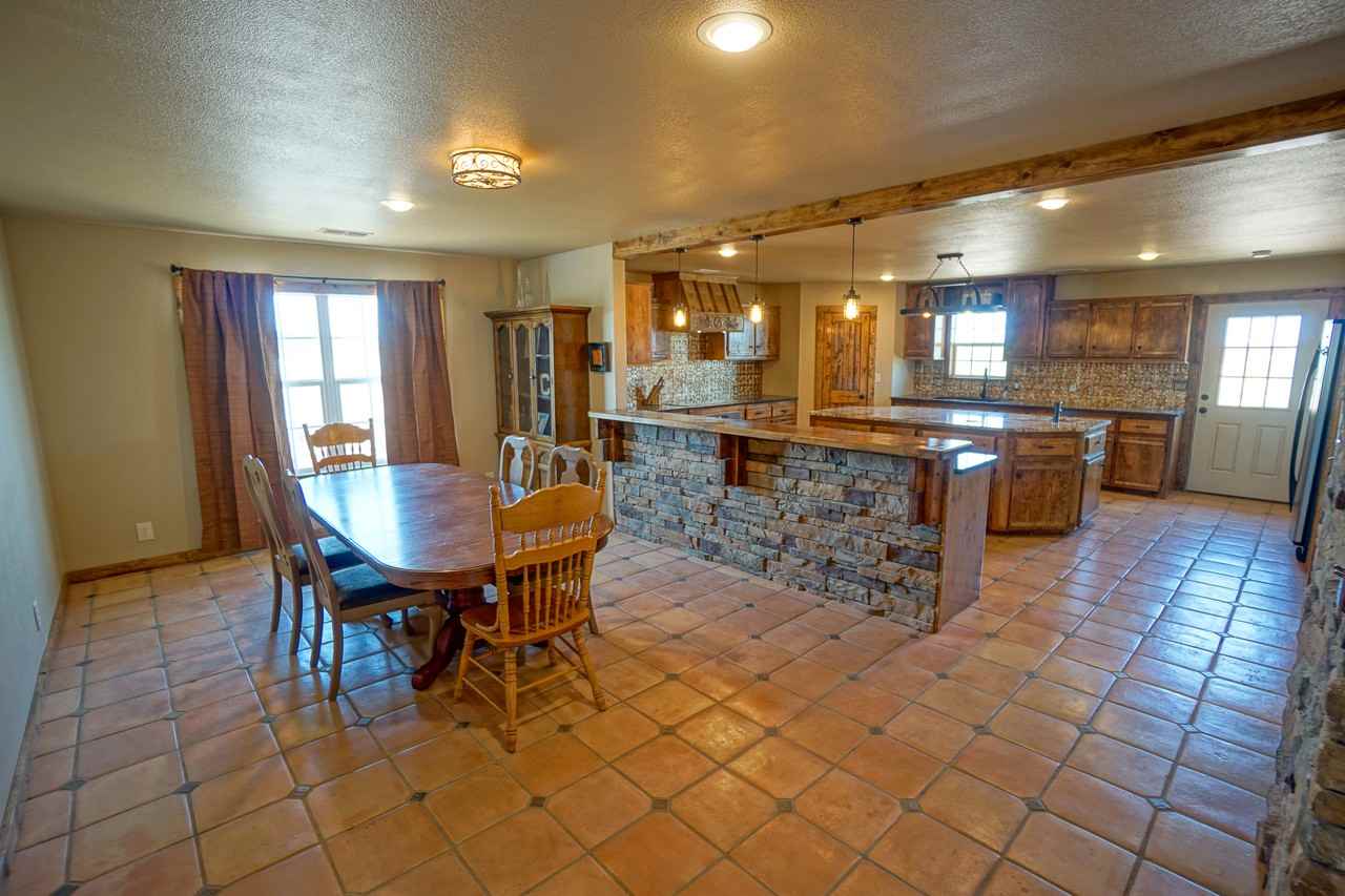 10209 E County Road 95 - Photo 3 of 10