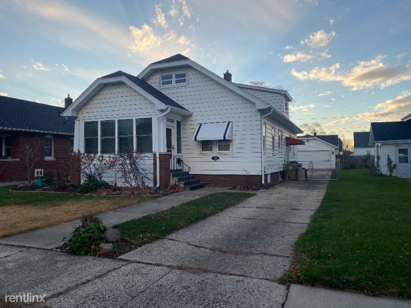 7532 27th Ave - Photo 2 of 20