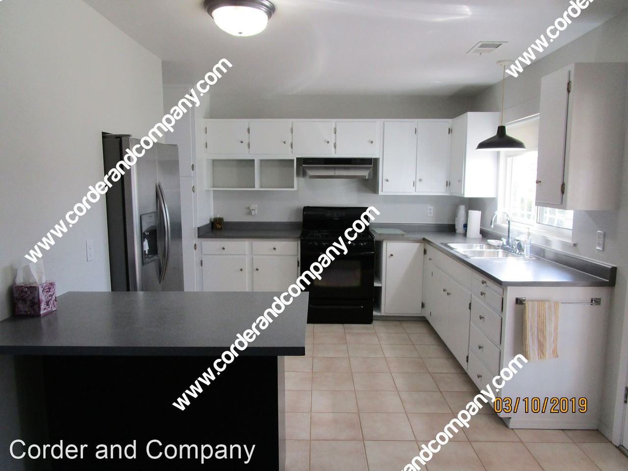 317 Glorieta St Ne - Photo 2 of 10