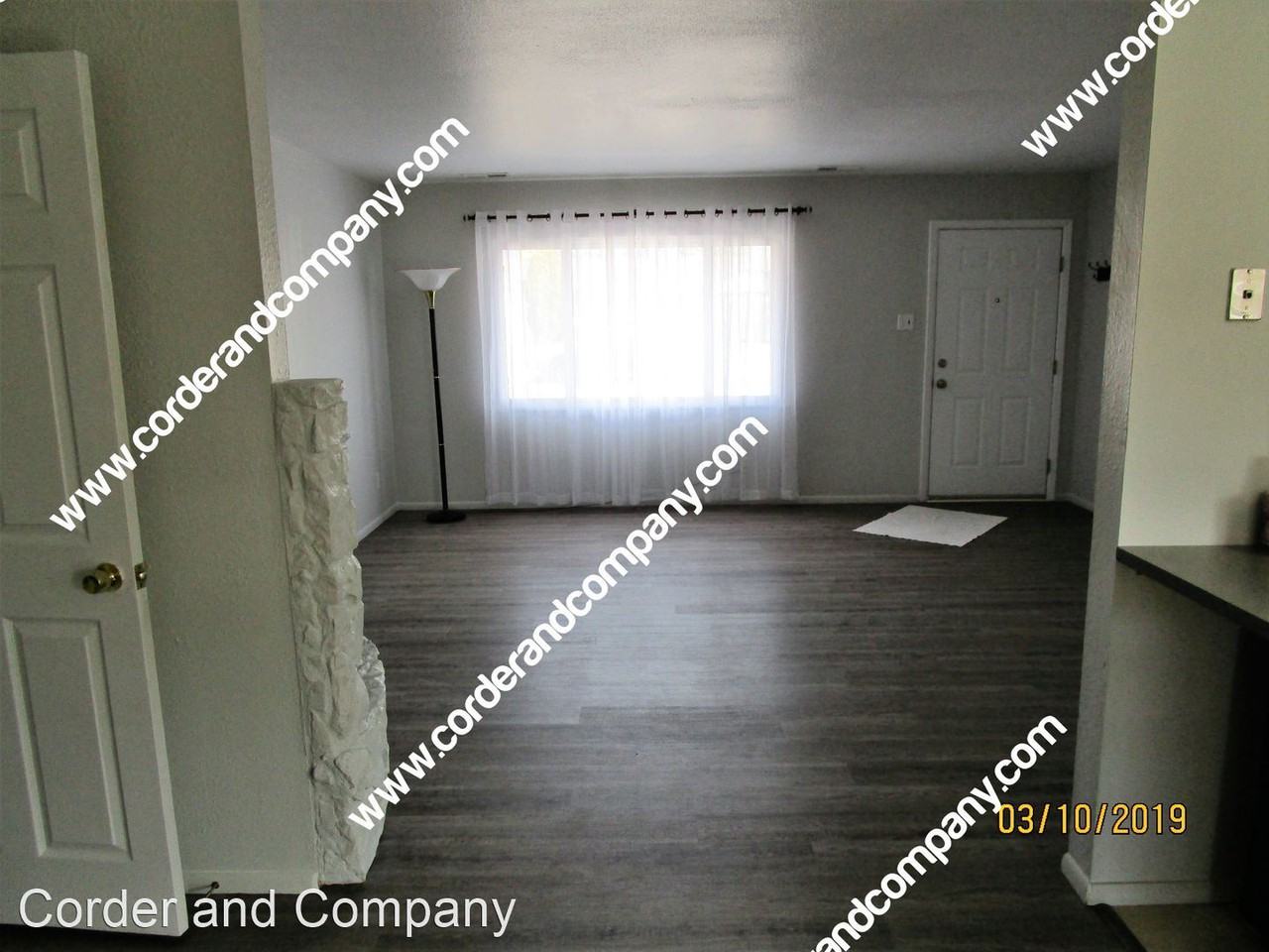 317 Glorieta St Ne - Photo 3 of 10