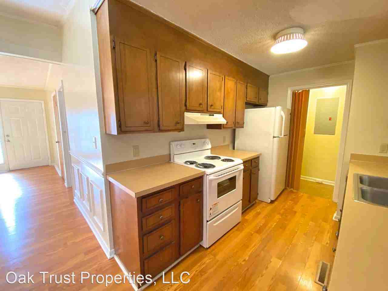 324 Winding Trail Ln - Photo 3 of 15