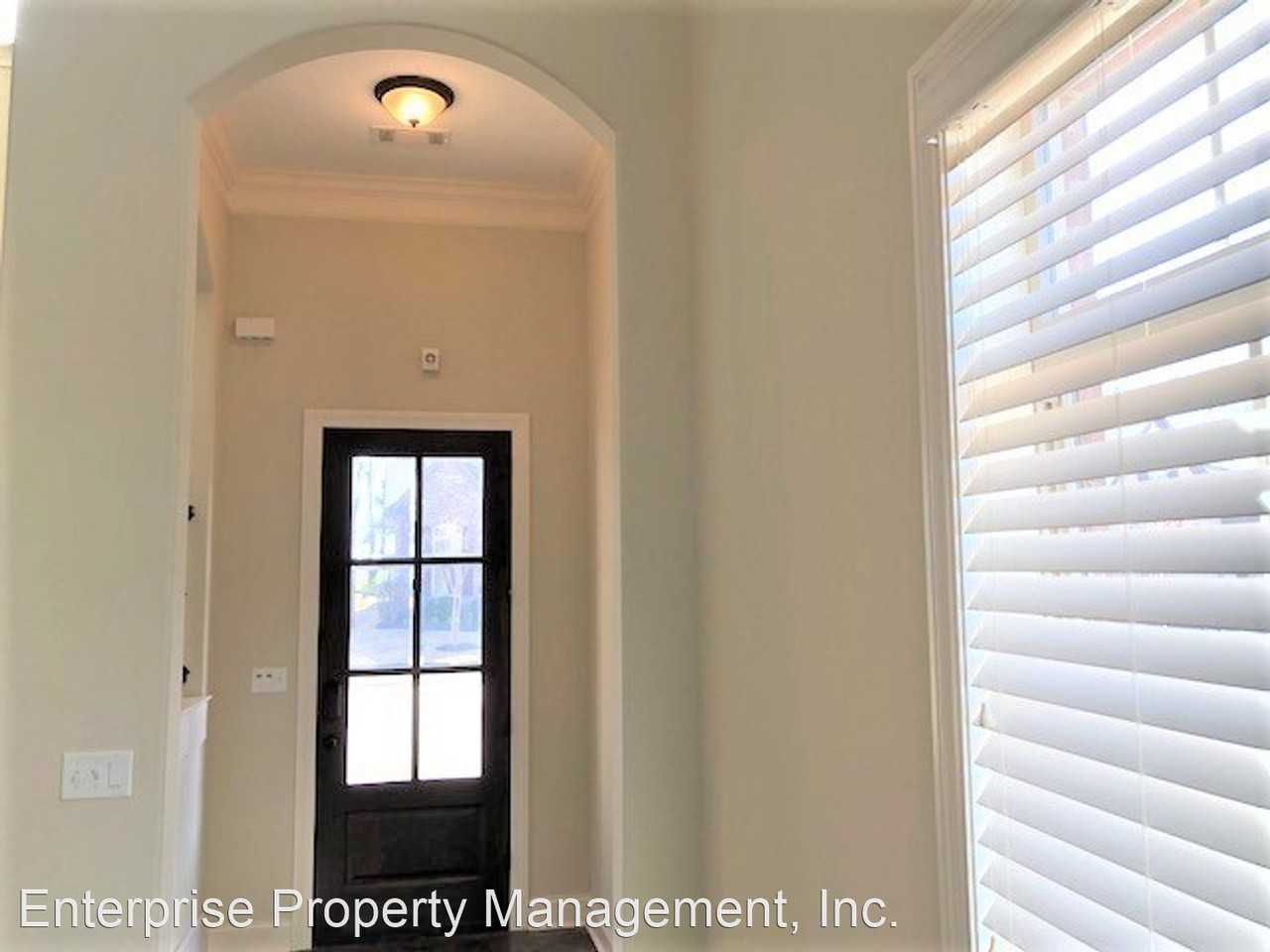 7240 Winterbrook Ln - Photo 3 of 28