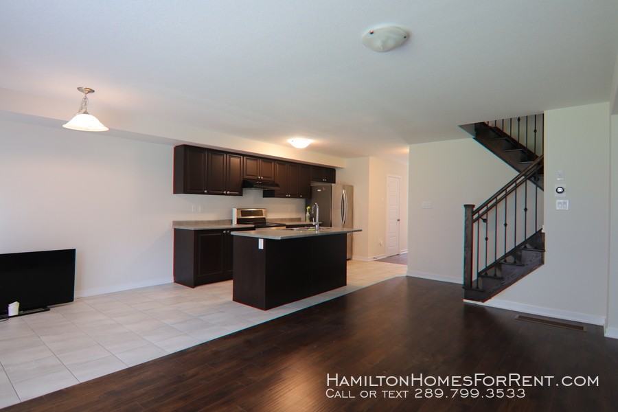 65 Bedrock Dr - Photo 2 of 18