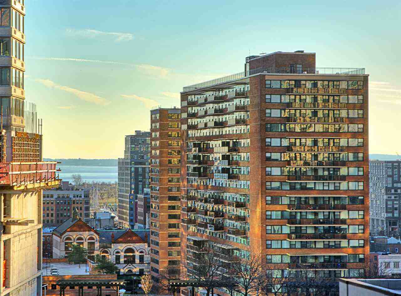 10 Provost St Unit 1406