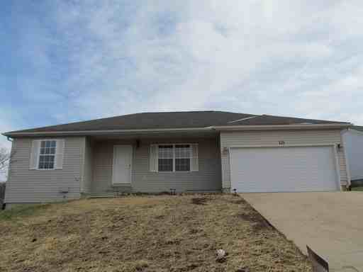 123 Hickory Valley Rd - Photo 2 of 35