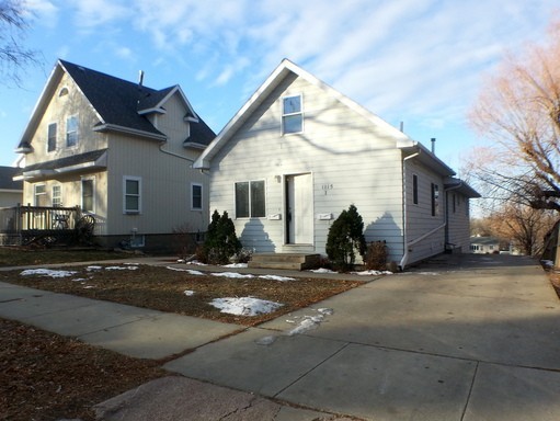 1115 N Duluth Ave #1 - Photo 2 of 12