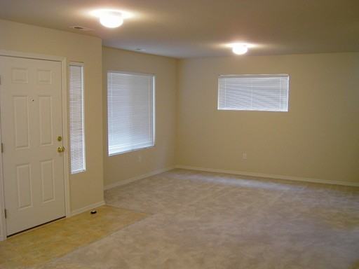 6525 Douglas Ave SE - Photo 2 of 19