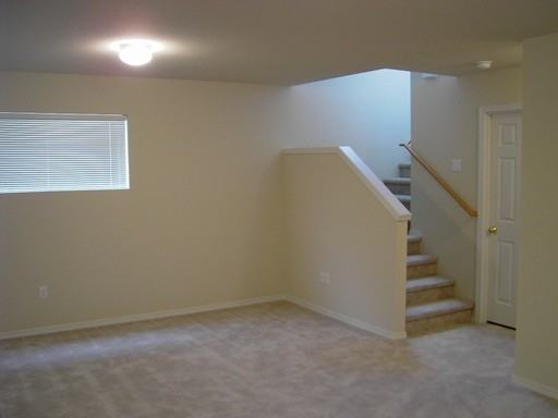 6525 Douglas Ave SE - Photo 3 of 19