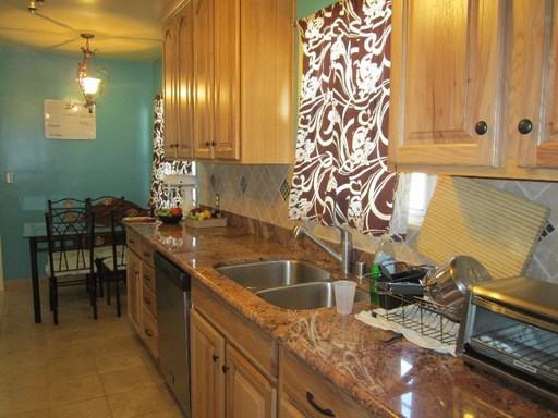 10133 Kester Ave - Photo 2 of 9