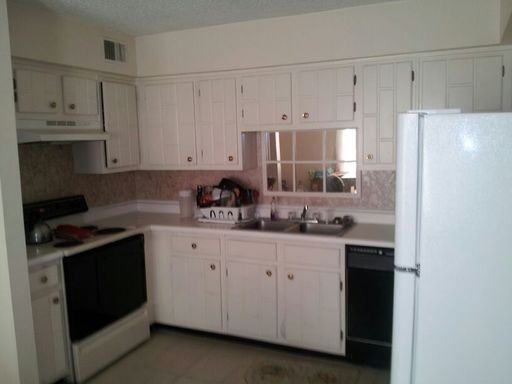 204 Belmont Rd - Photo 3 of 7