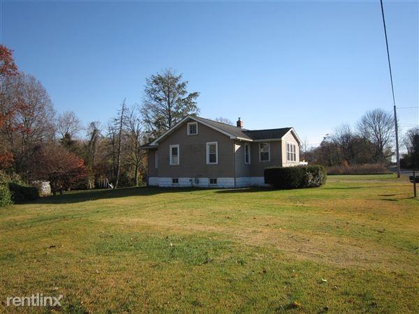 233 Garwin Rd - Photo 3 of 6