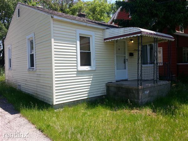 15136 Bramell St - Photo 2 of 10