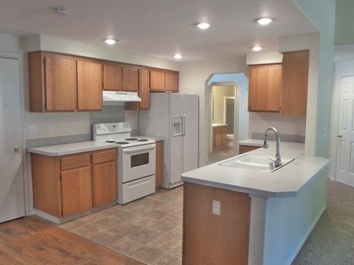 4108 NE 157th Ct - Photo 3 of 12