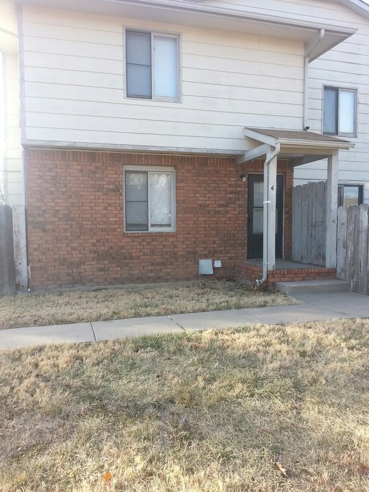 9105 W Westlawn St #4