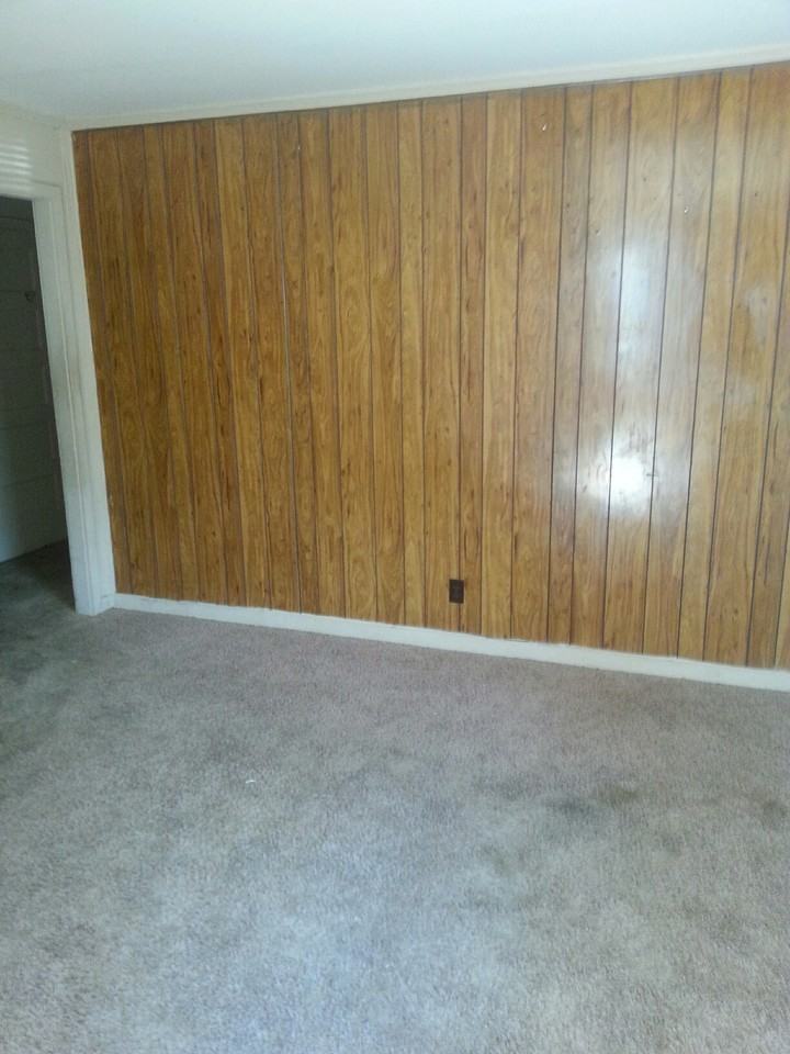 1442 S Bluffview Dr - Photo 2 of 6